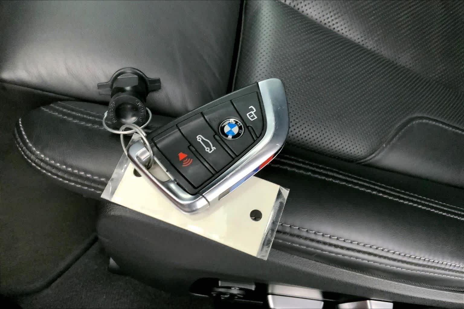 Thumbnail: 2023 BMW M4 - 18