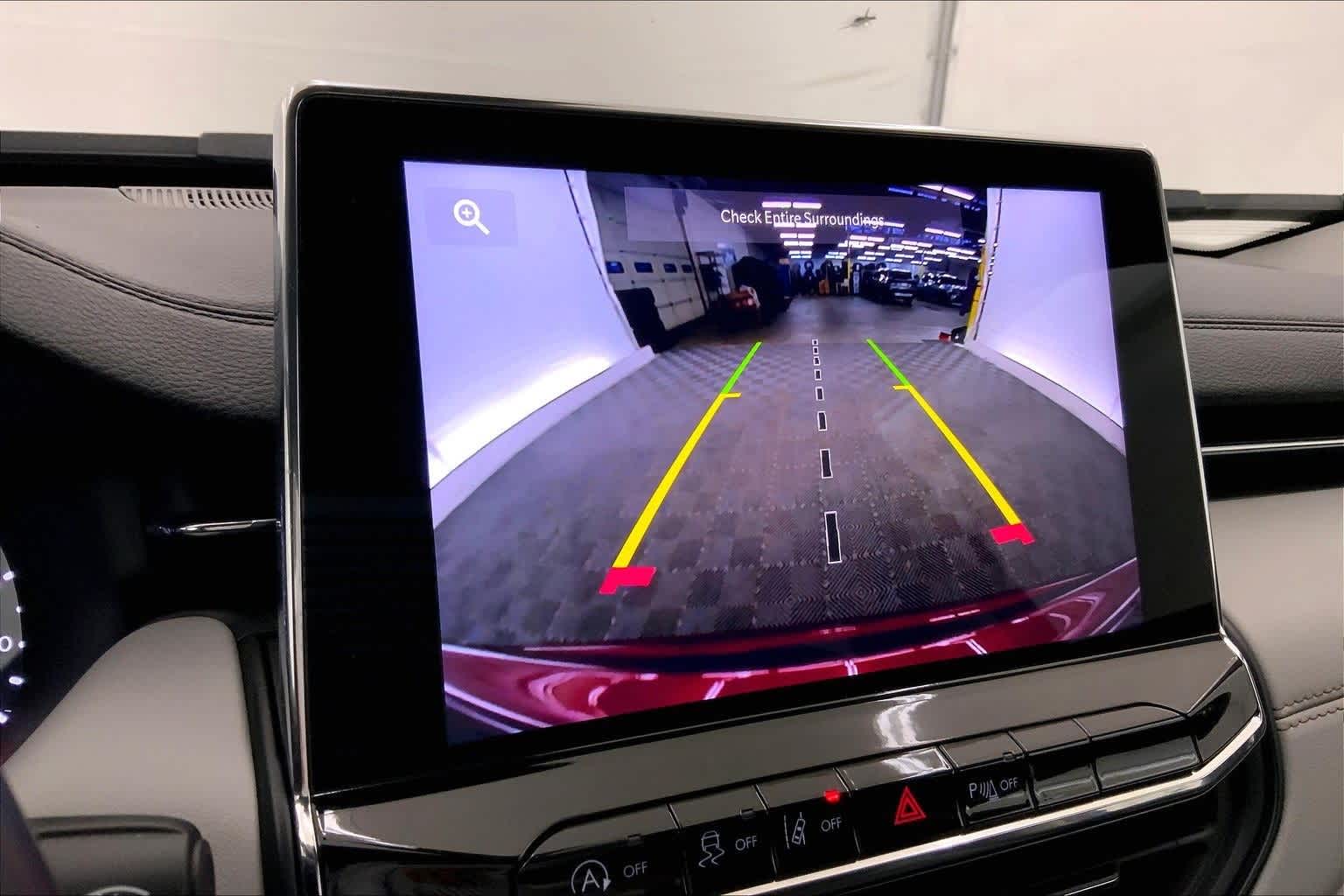 Thumbnail: 2022 Jeep Compass - 26