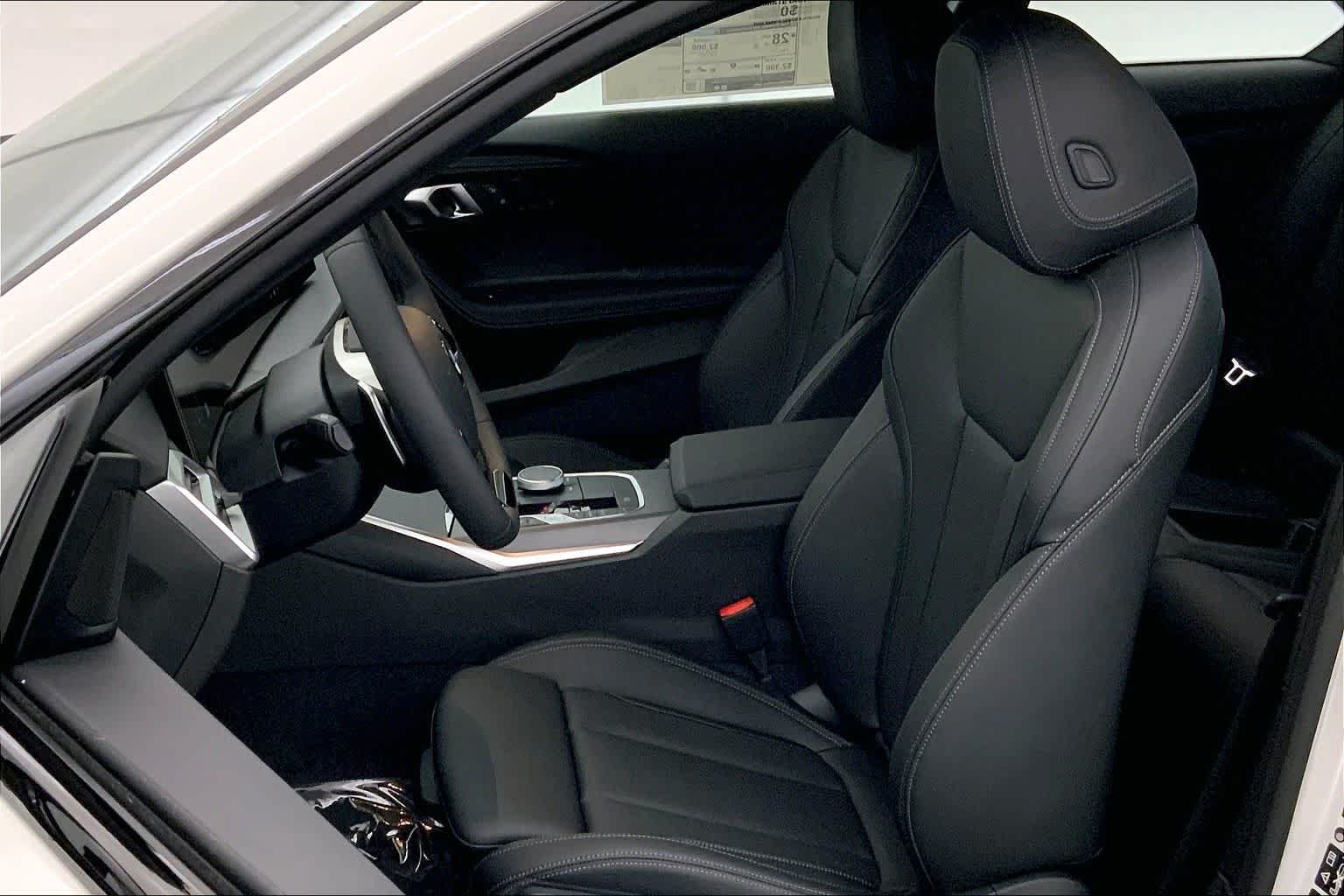 Thumbnail: 2025 BMW 2 Series - 11