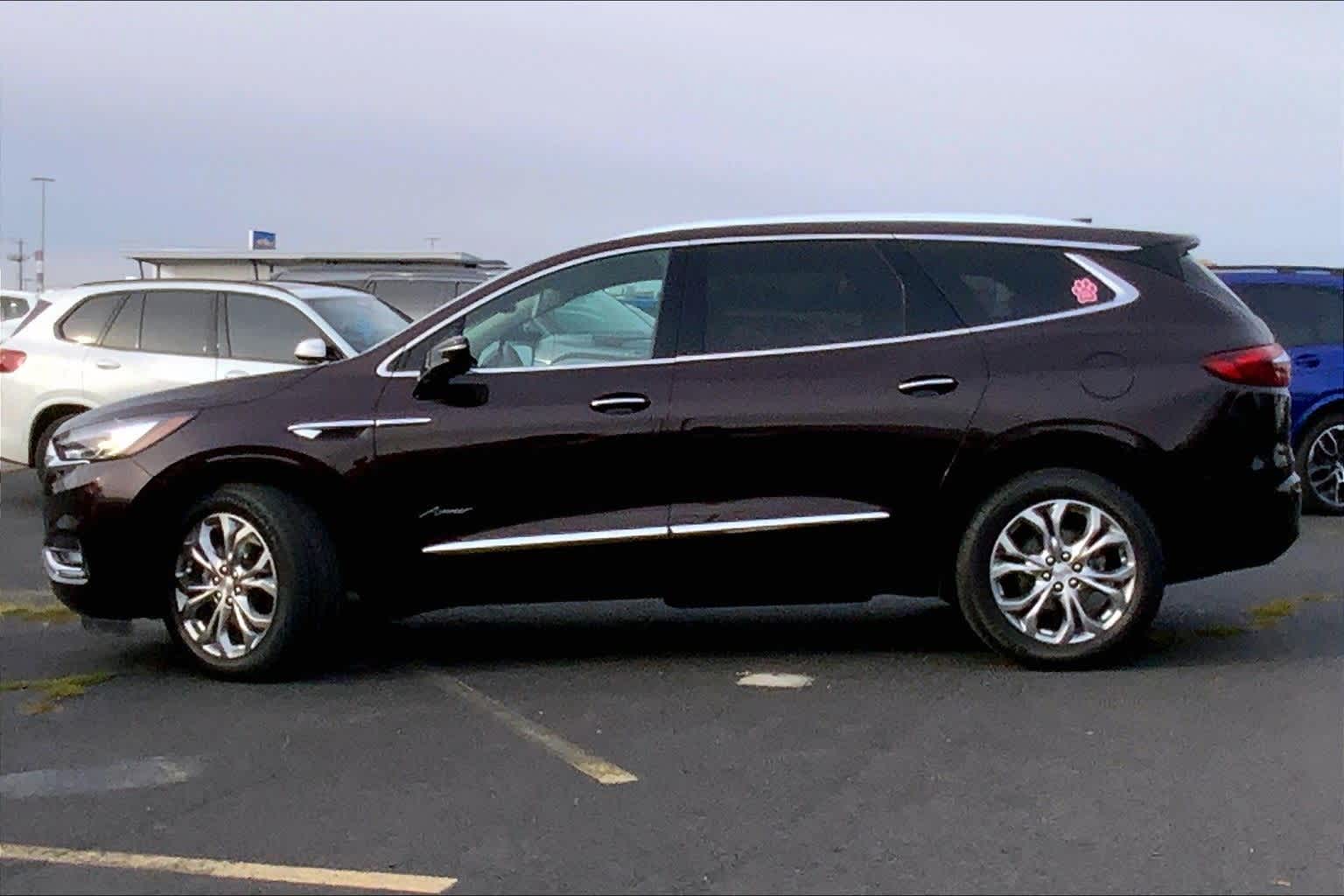 2021 Buick Enclave Avenir photo 3