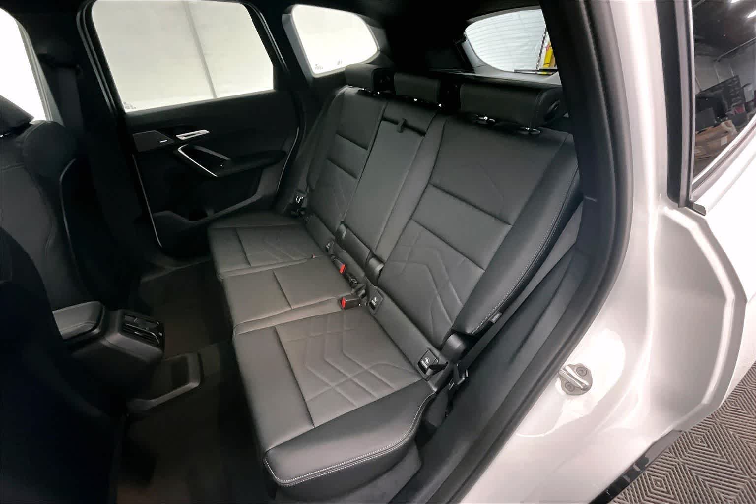 Thumbnail: 2026 BMW X1 - 13