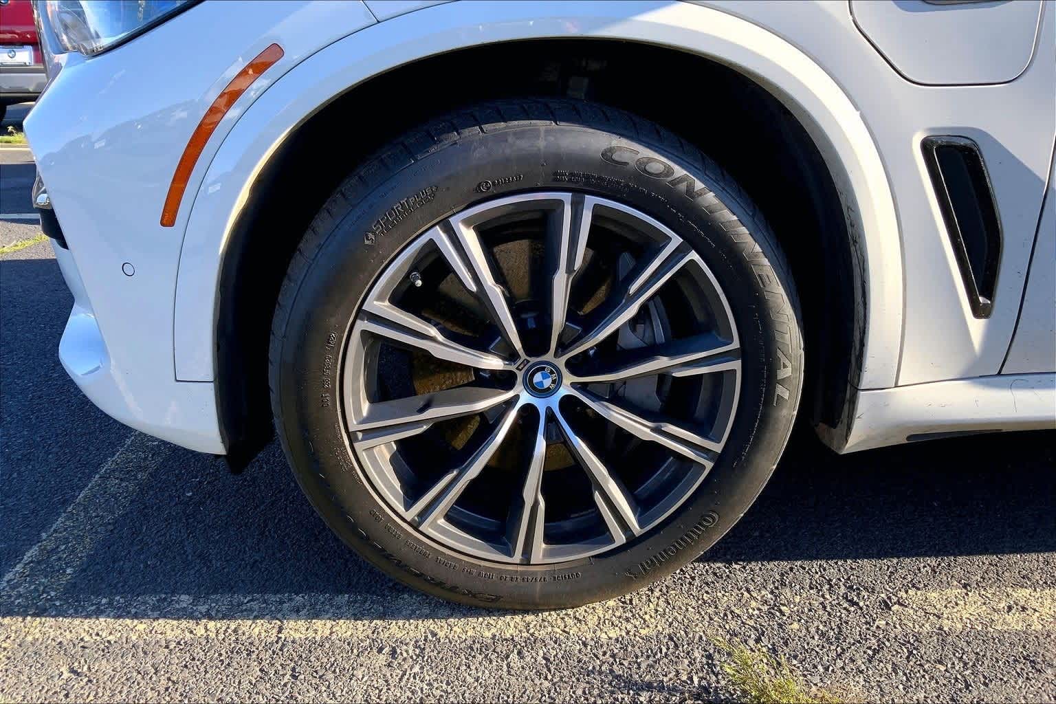 Thumbnail: 2022 BMW X5 - 8