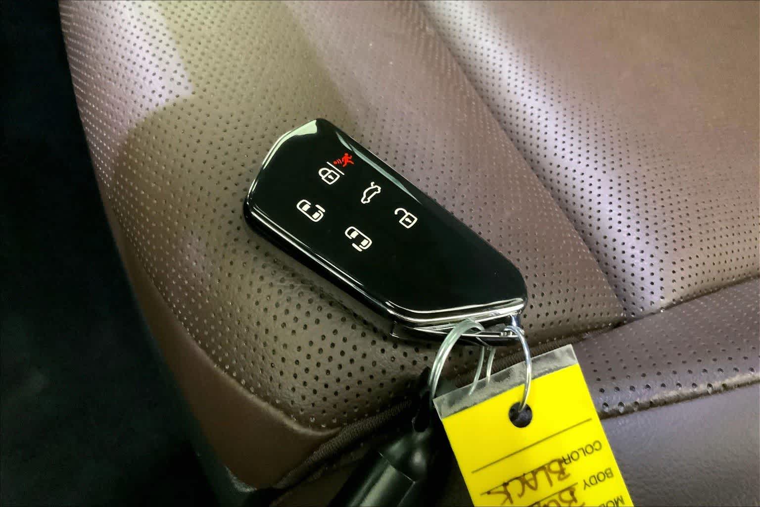 Thumbnail: 2025 Volkswagen ID.Buzz - 19