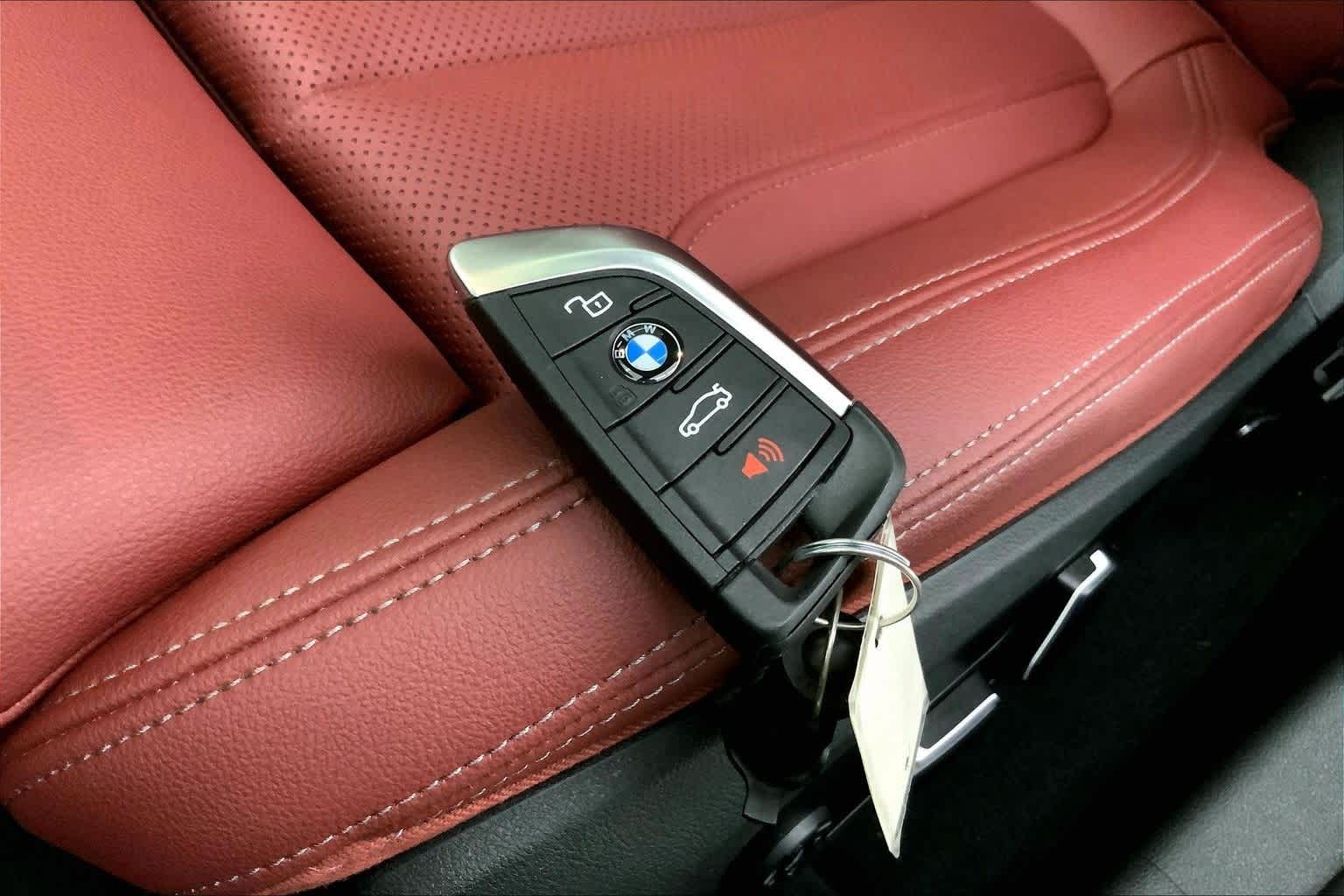 Thumbnail: 2024 BMW i4 - 19