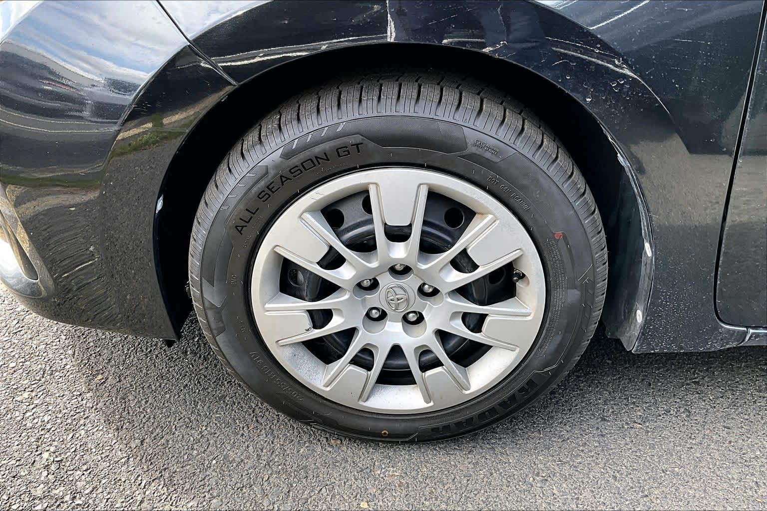 Thumbnail: 2016 Toyota Corolla - 8