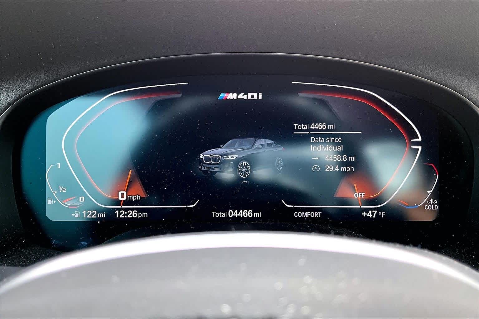 Thumbnail: 2025 BMW X4 - 18