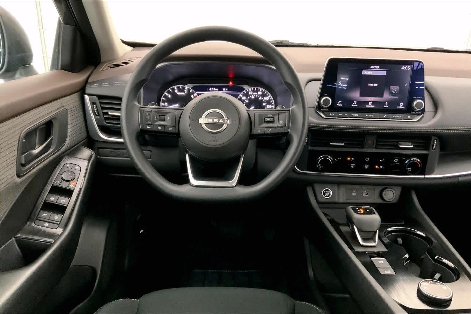 Thumbnail: 2023 Nissan Rogue - 14