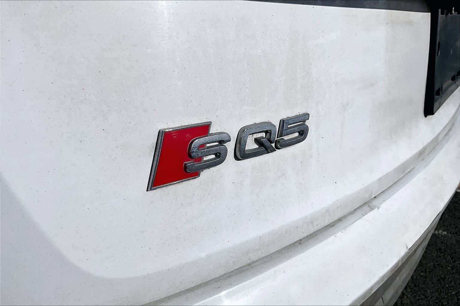 Thumbnail: 2022 Audi SQ5 - 7