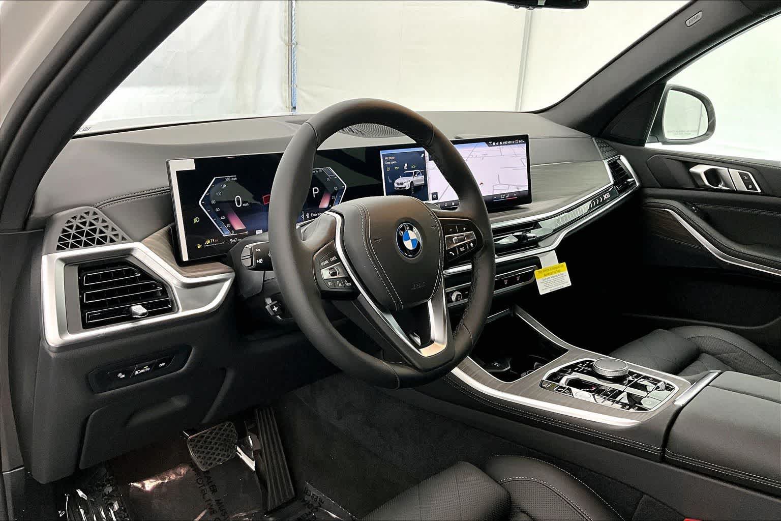 Thumbnail: 2026 BMW X5 - 2
