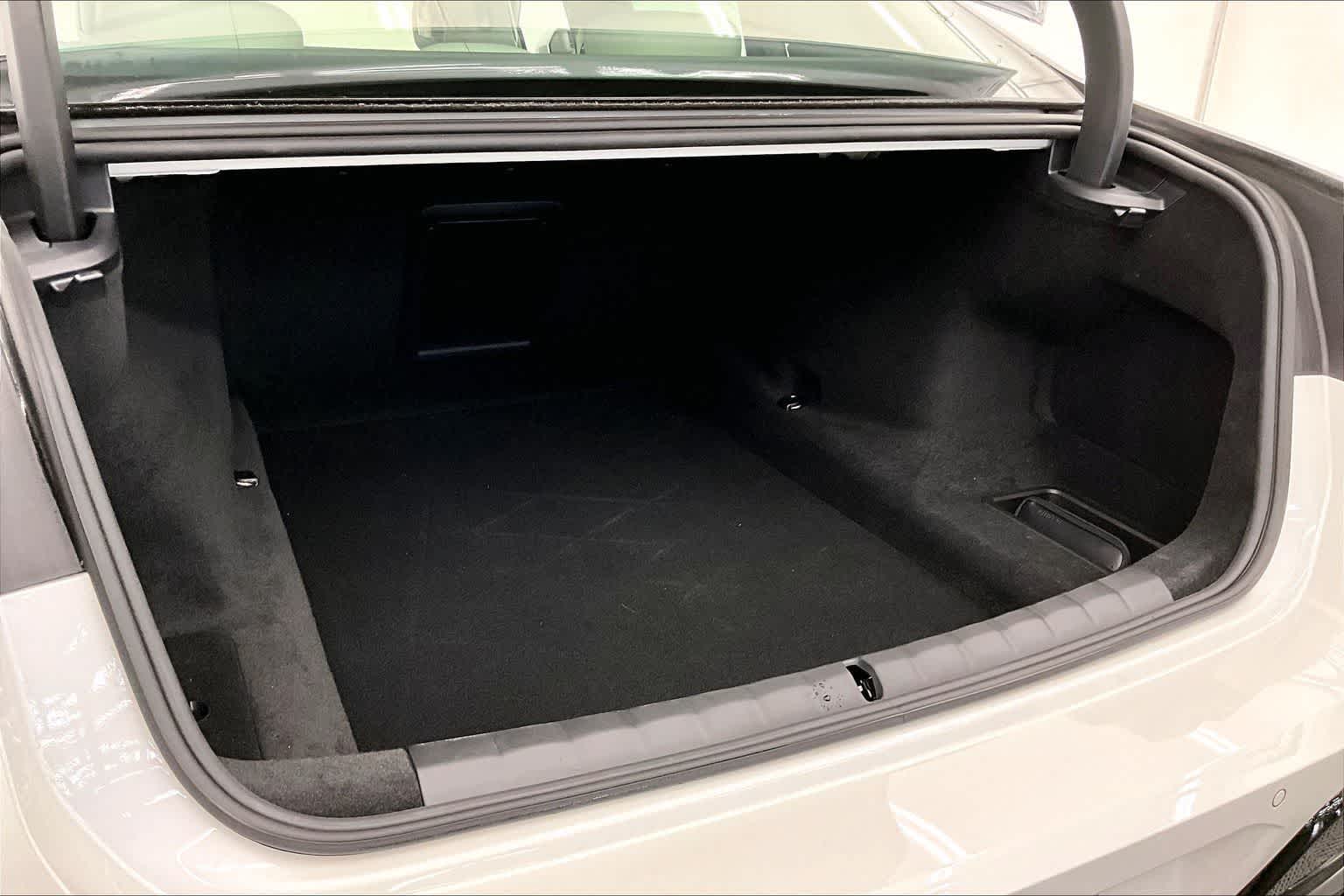 Thumbnail: 2025 BMW 7 Series - 19