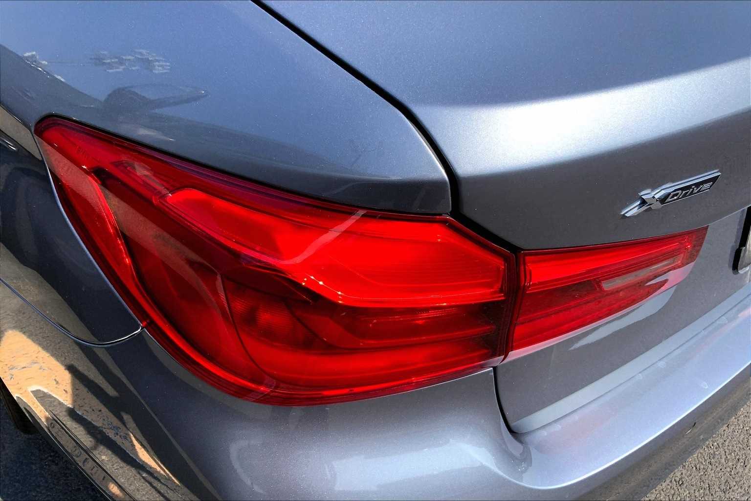 Thumbnail: 2020 BMW 5 Series - 16