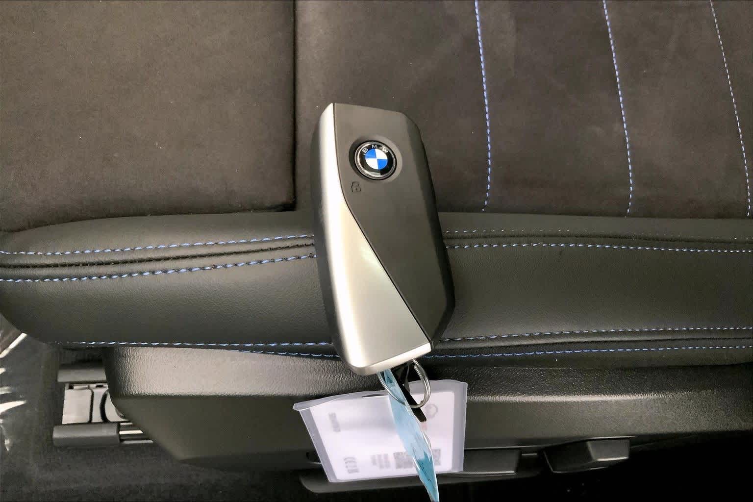 Thumbnail: 2026 BMW X1 - 20