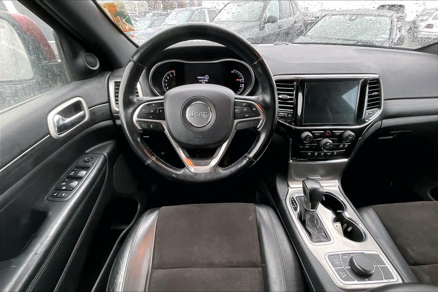 Thumbnail: 2020 Jeep Grand Cherokee - 15