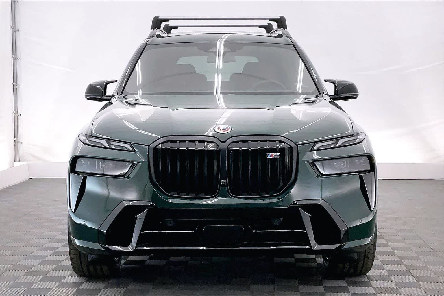 Thumbnail: 2026 BMW X7 - 6