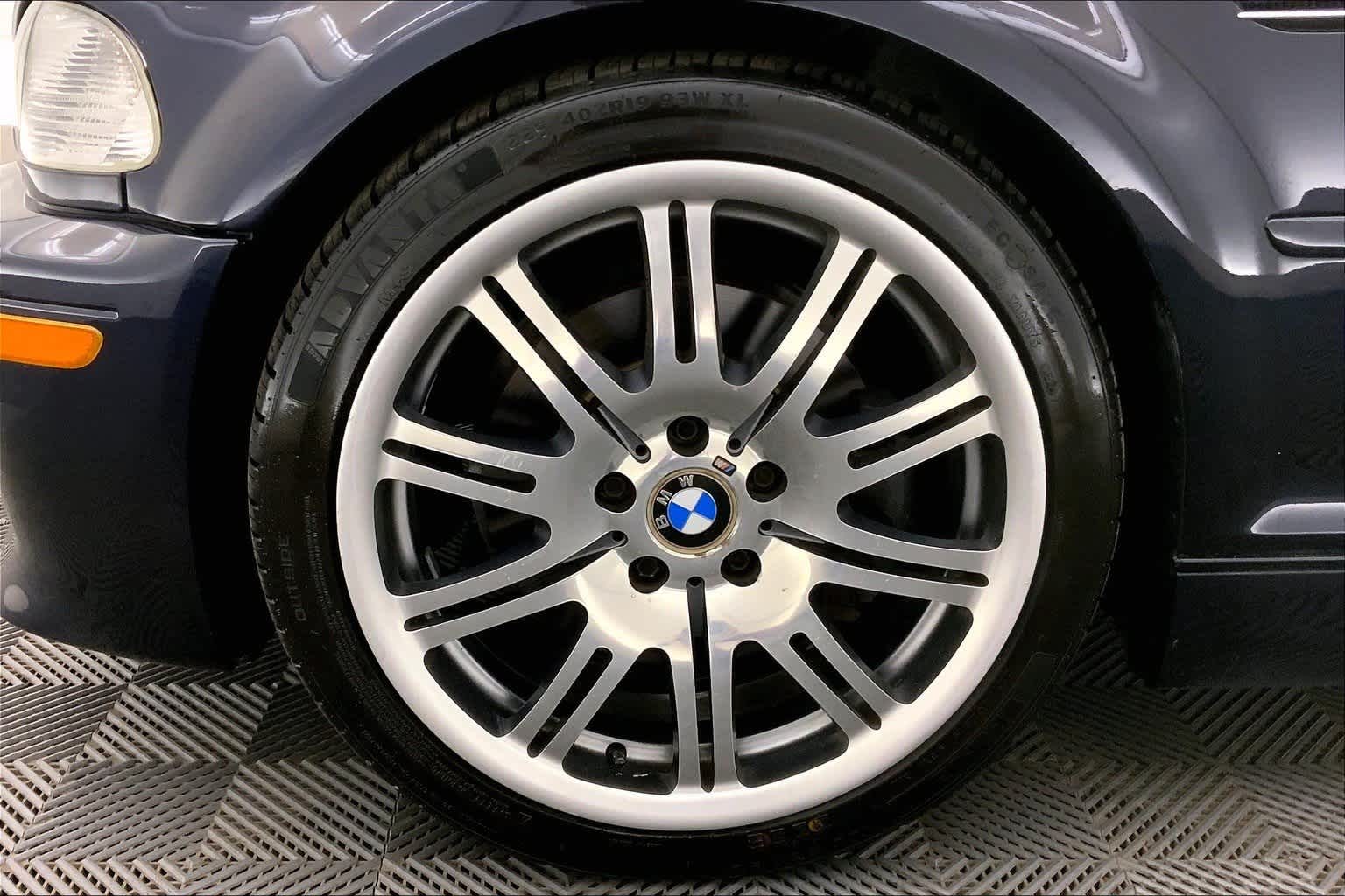 Thumbnail: 2004 BMW M3 - 8