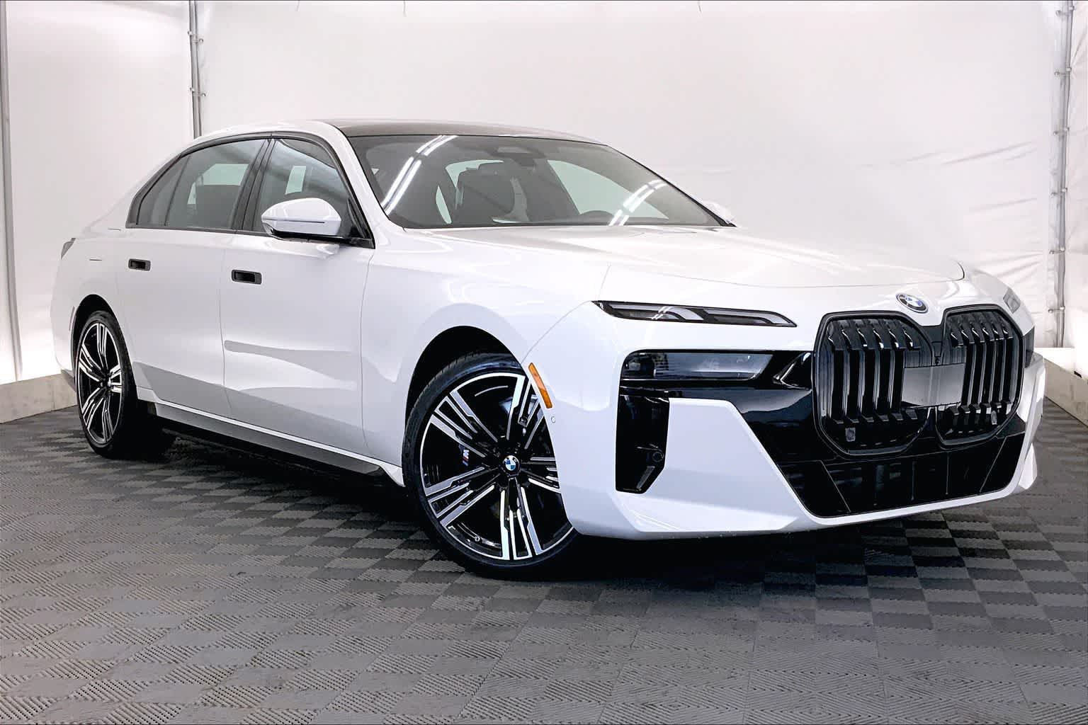 Thumbnail: 2026 BMW i7 - 21