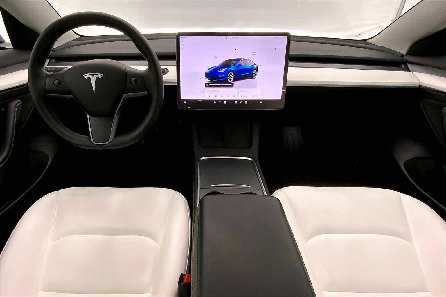 Thumbnail: 2022 Tesla Model 3 - 10
