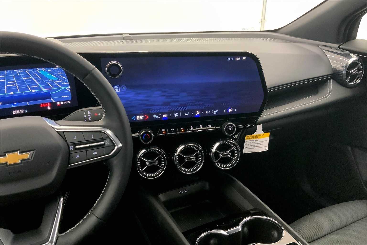 Thumbnail: 2024 Chevrolet Blazer EV - 15