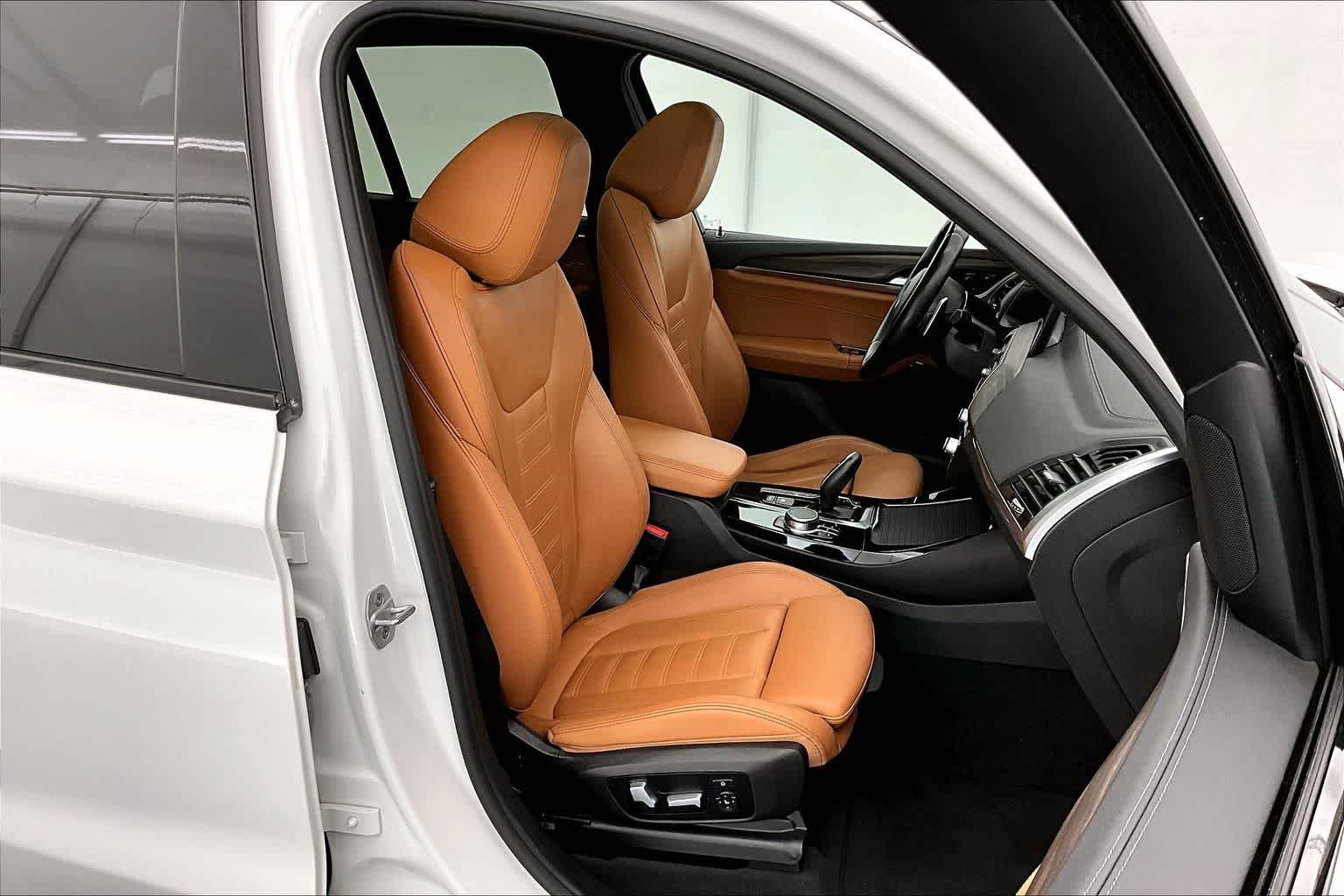 Thumbnail: 2021 BMW X3 - 13