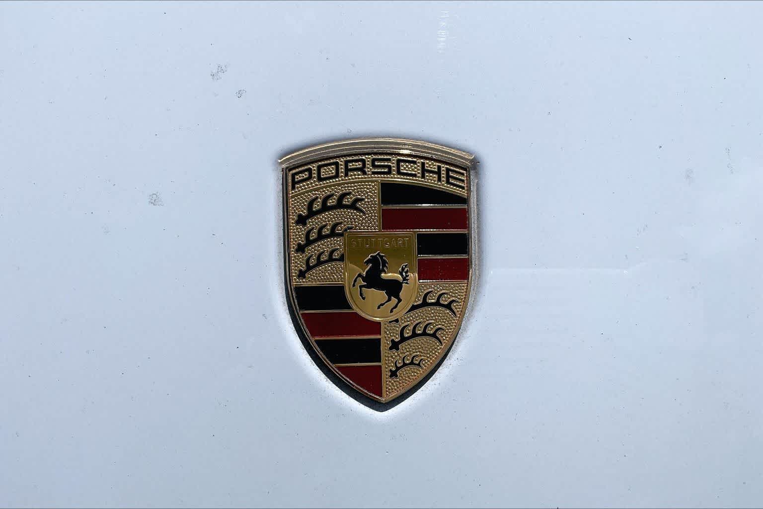 Thumbnail: 2021 Porsche Macan - 18