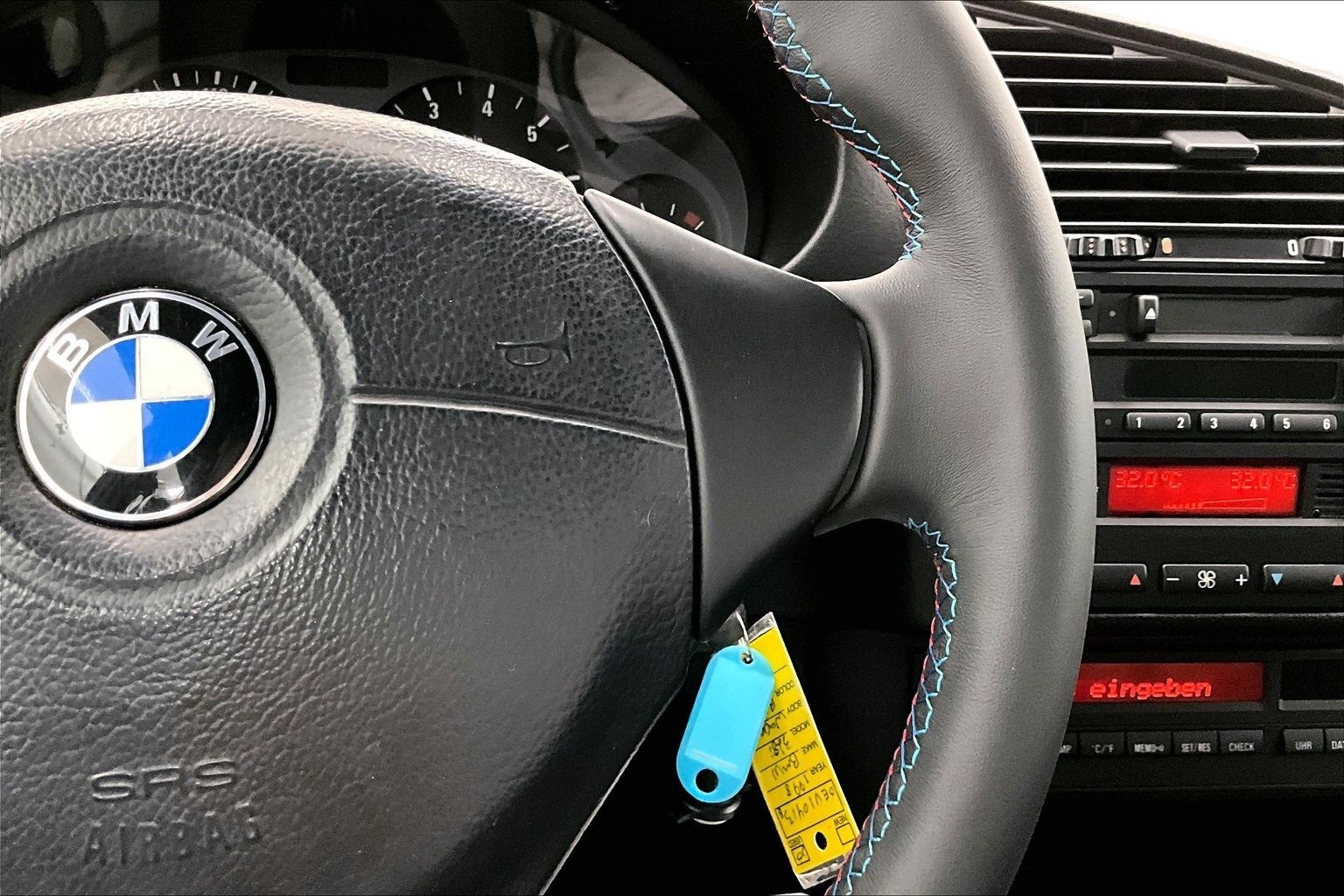 Thumbnail: 1998 BMW 3 Series - 25