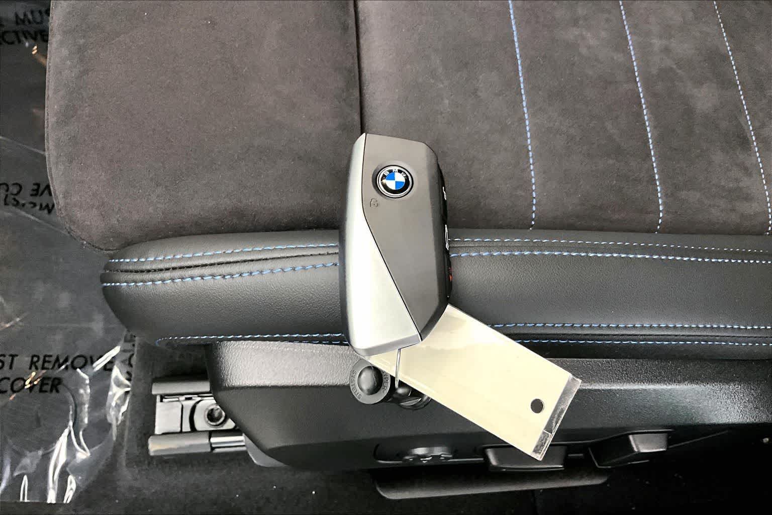 Thumbnail: 2026 BMW X1 - 20