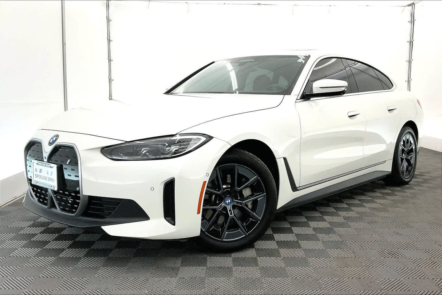 2023 BMW i4 40