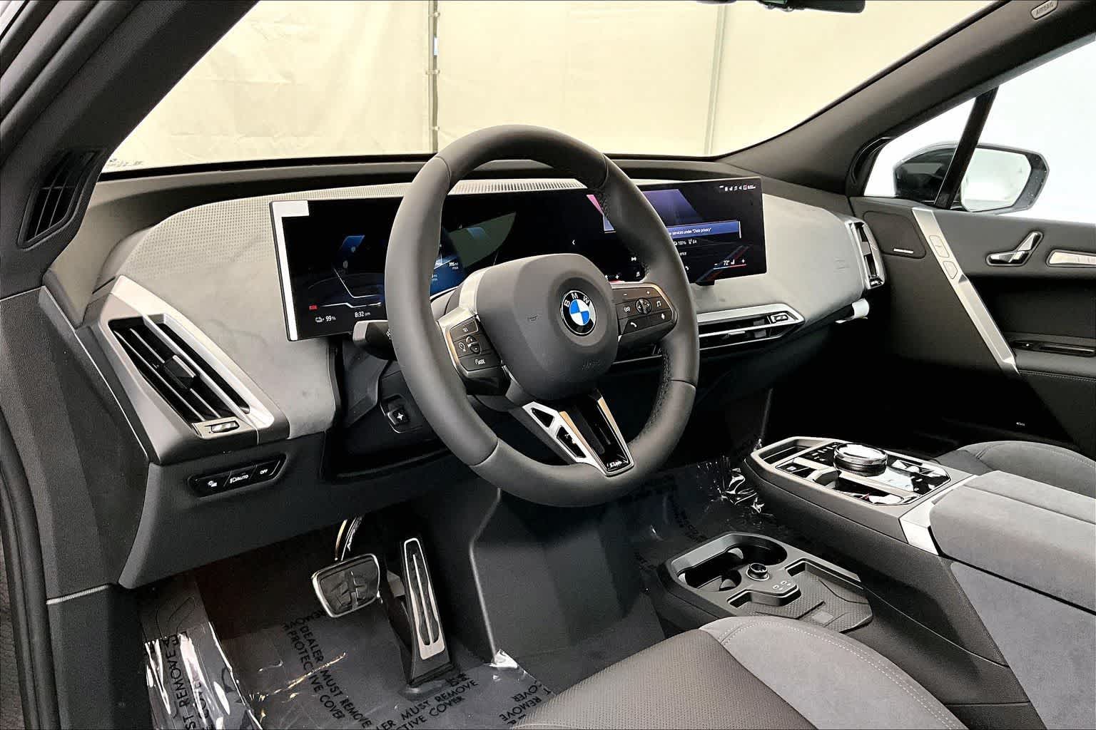 Thumbnail: 2026 BMW iX - 2