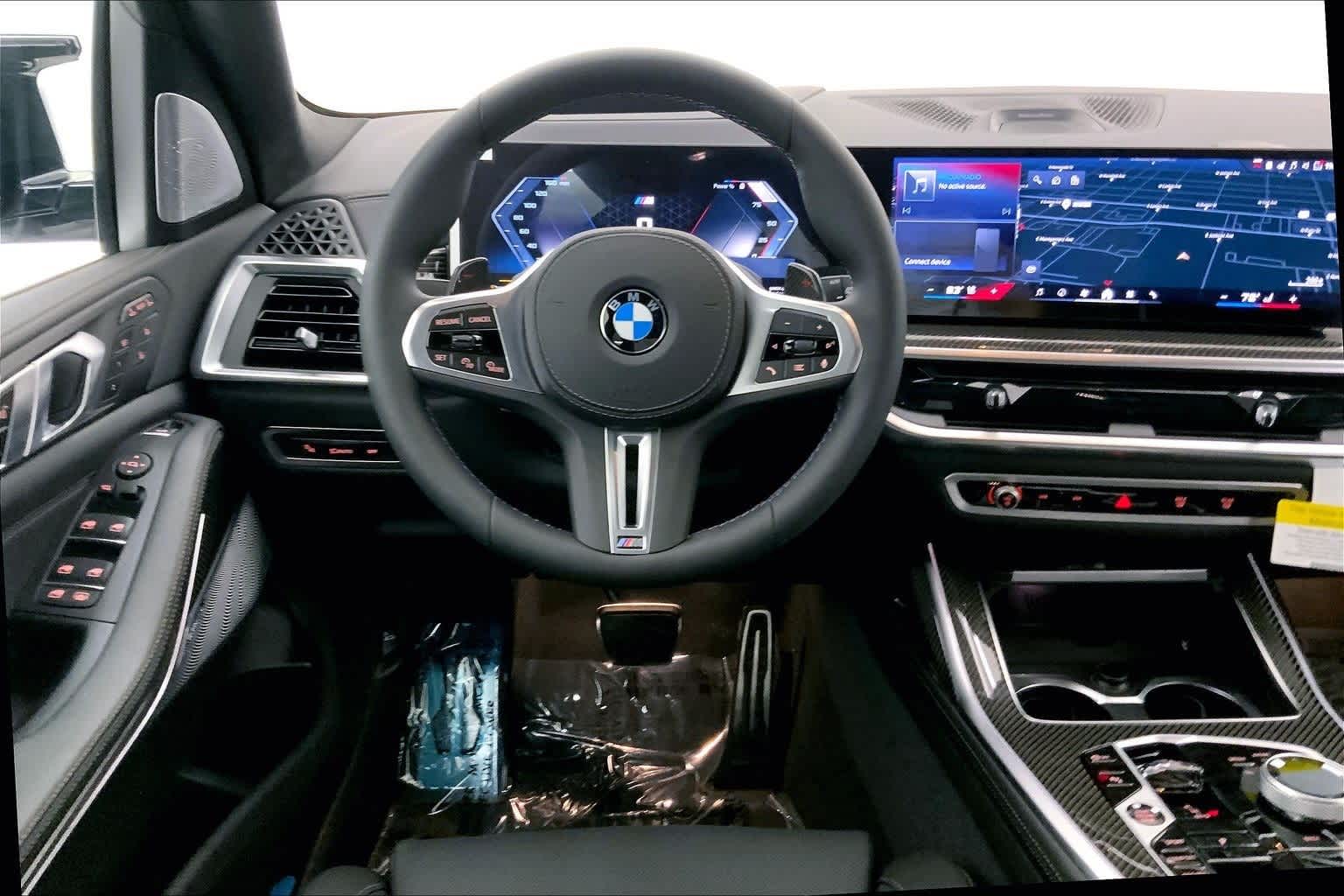 Thumbnail: 2026 BMW X7 - 15