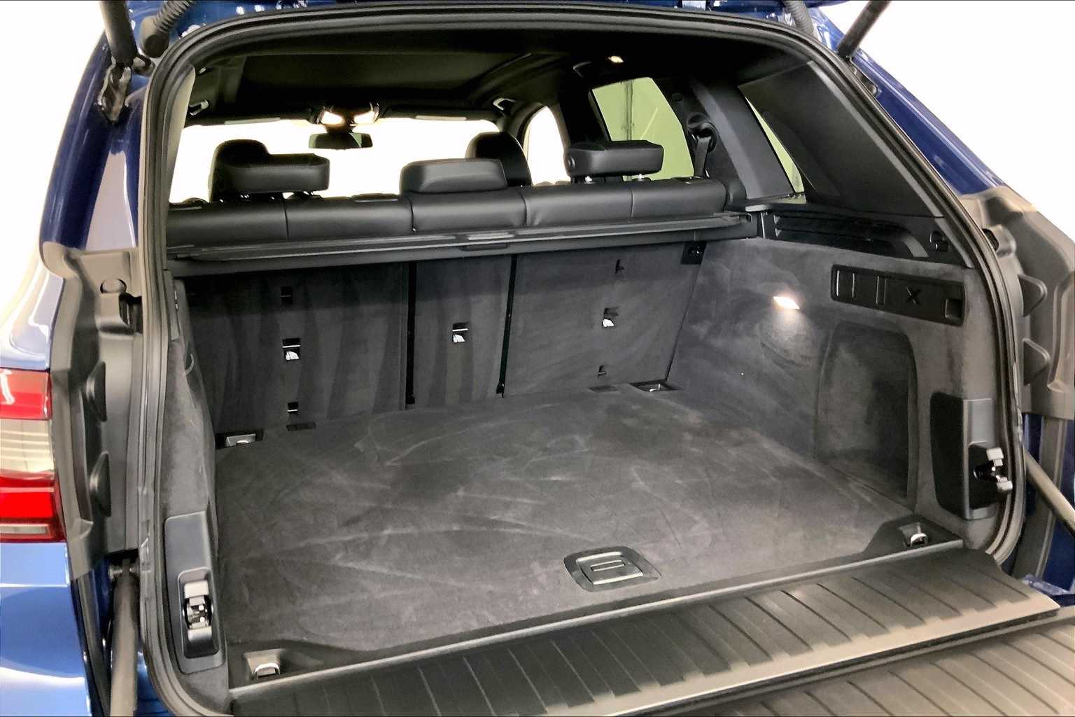 Thumbnail: 2023 BMW X5 - 18