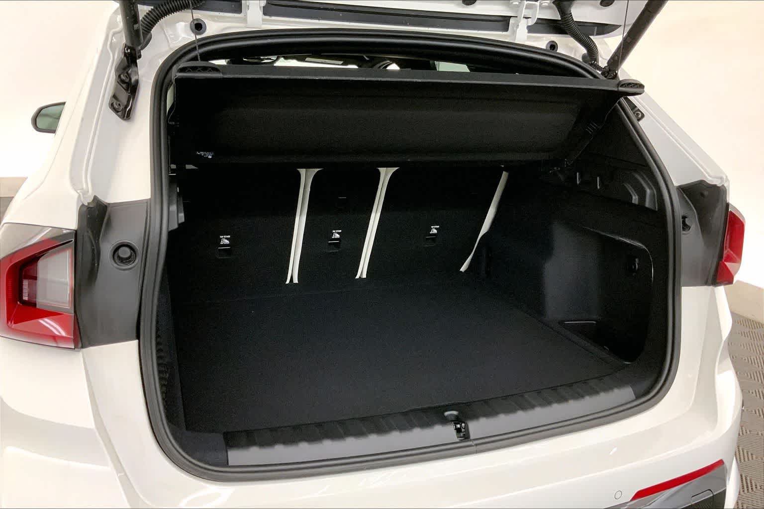 Thumbnail: 2026 BMW X1 - 19