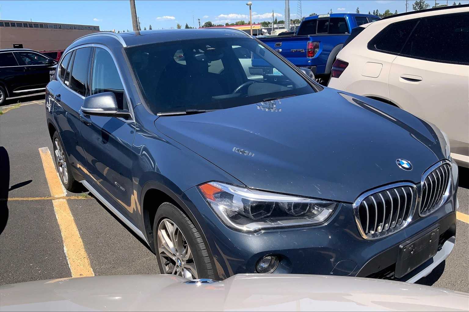 Thumbnail: 2017 BMW X1 - 11