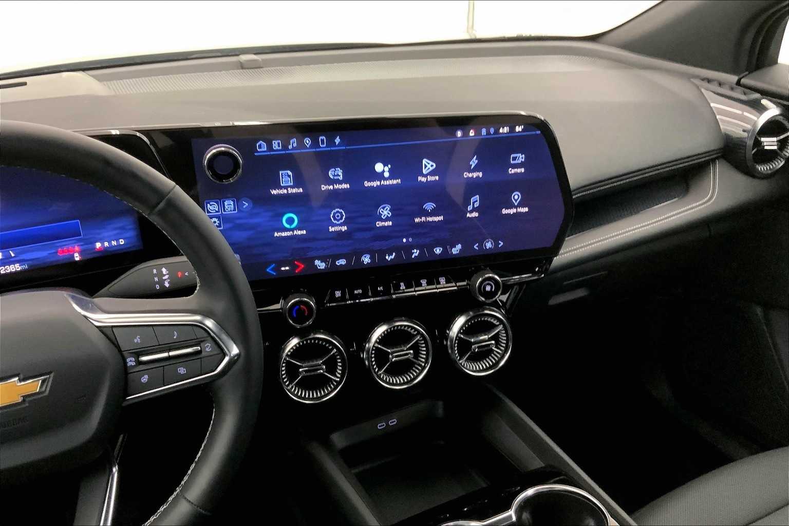 Thumbnail: 2024 Chevrolet Blazer EV - 15