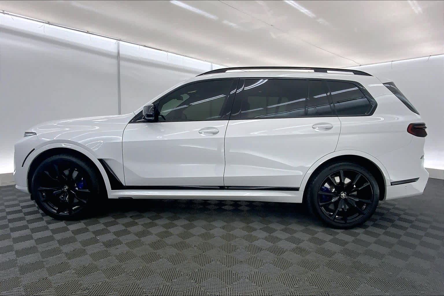 2024 Bmw X7 M60i photo 3