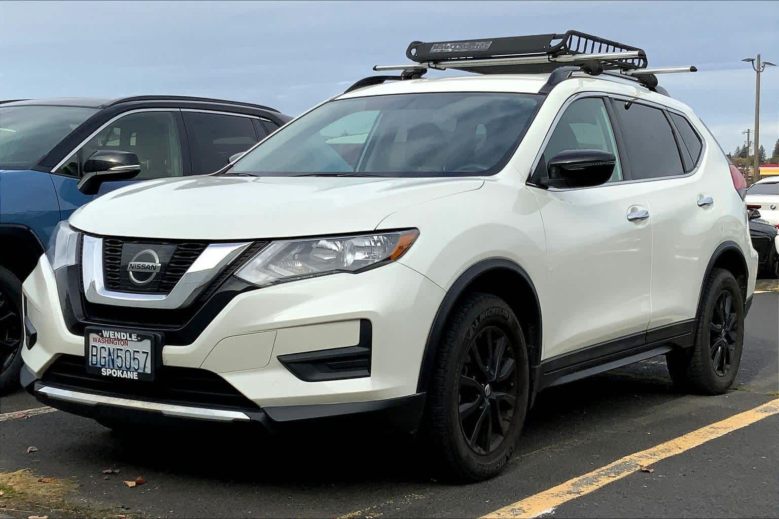 Thumbnail: 2017 Nissan Rogue - 1
