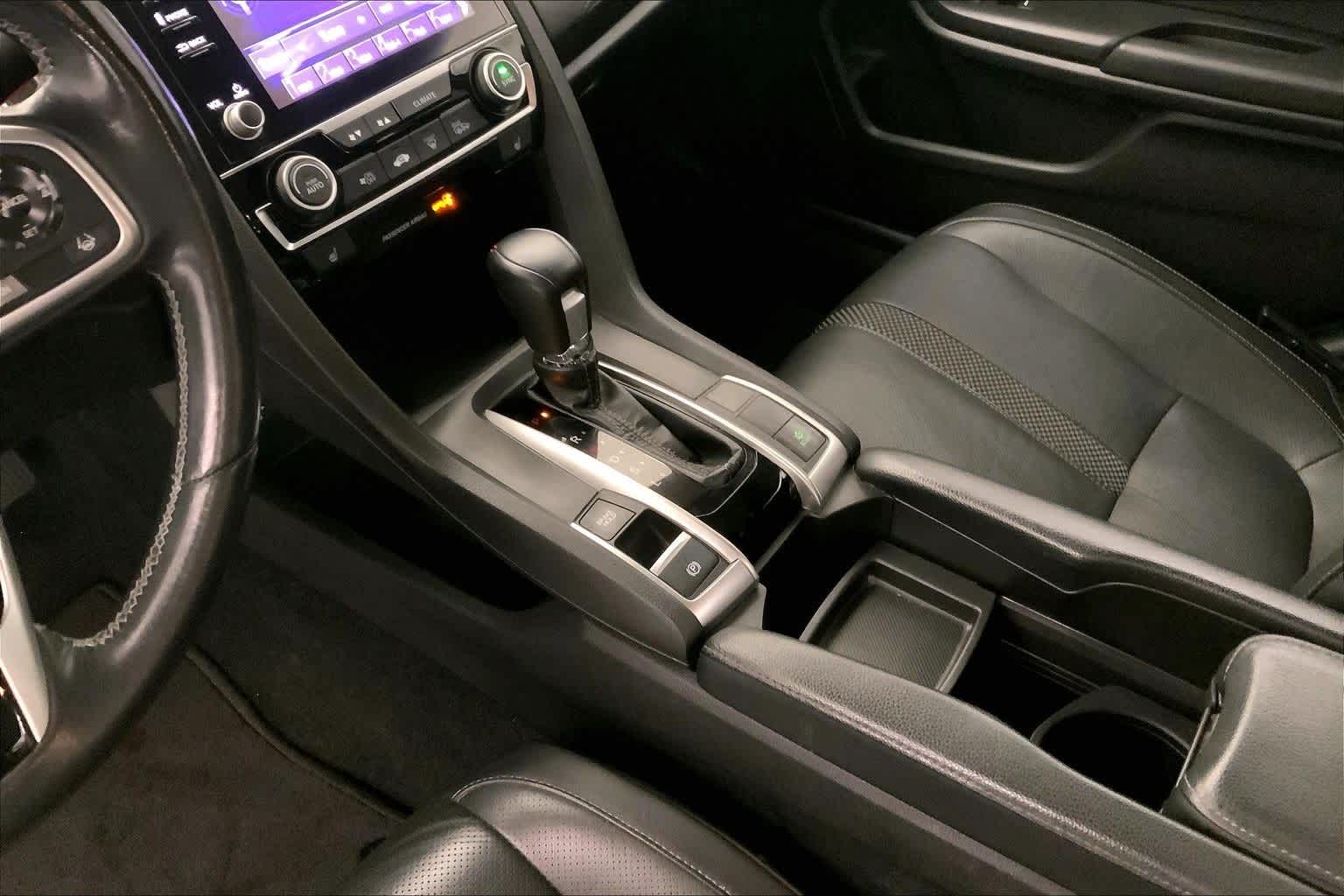 Thumbnail: 2019 Honda Civic - 16