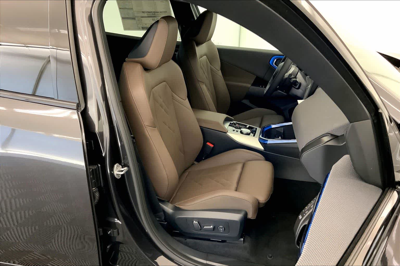 Thumbnail: 2025 BMW X3 - 14