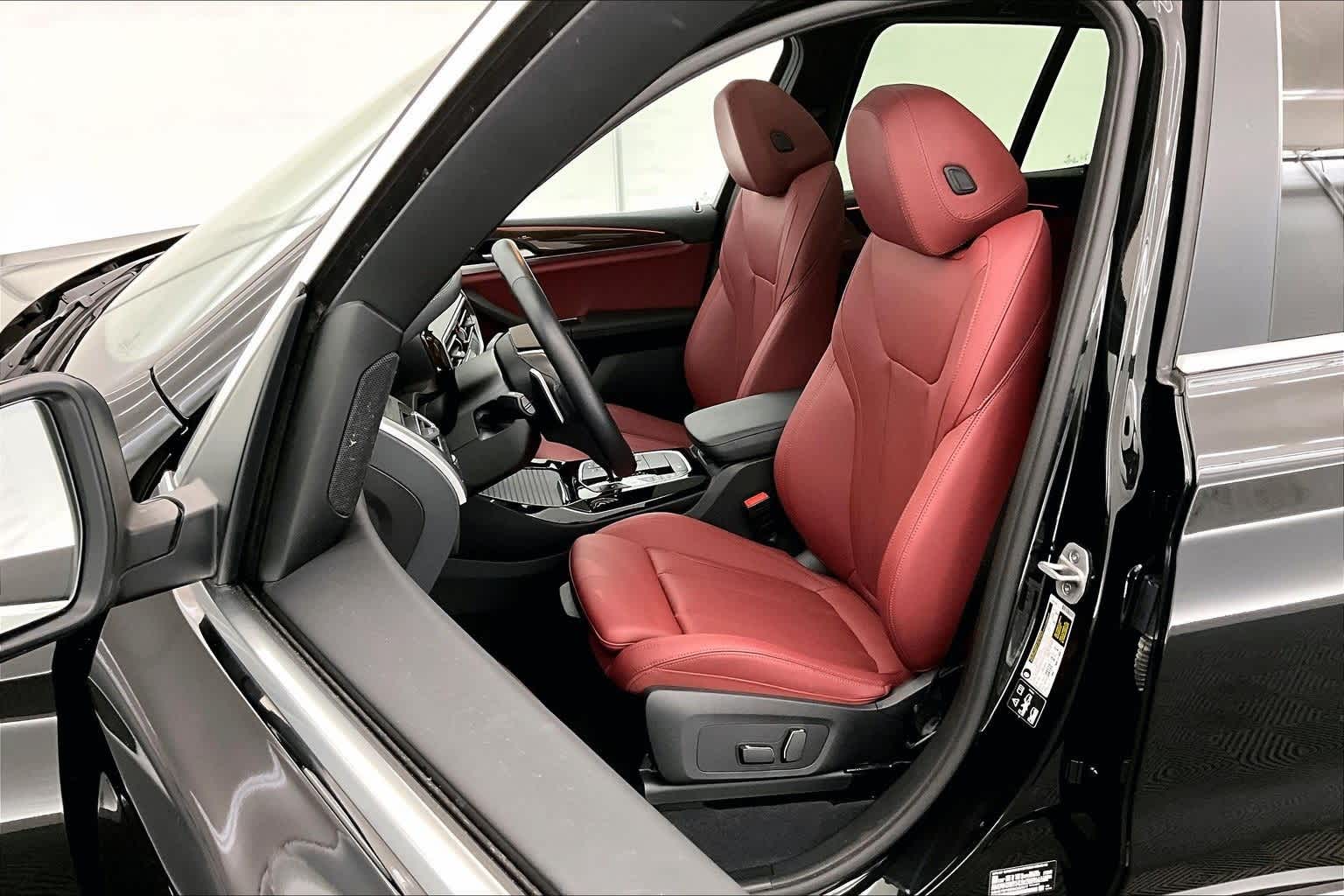 Thumbnail: 2024 BMW X3 - 11