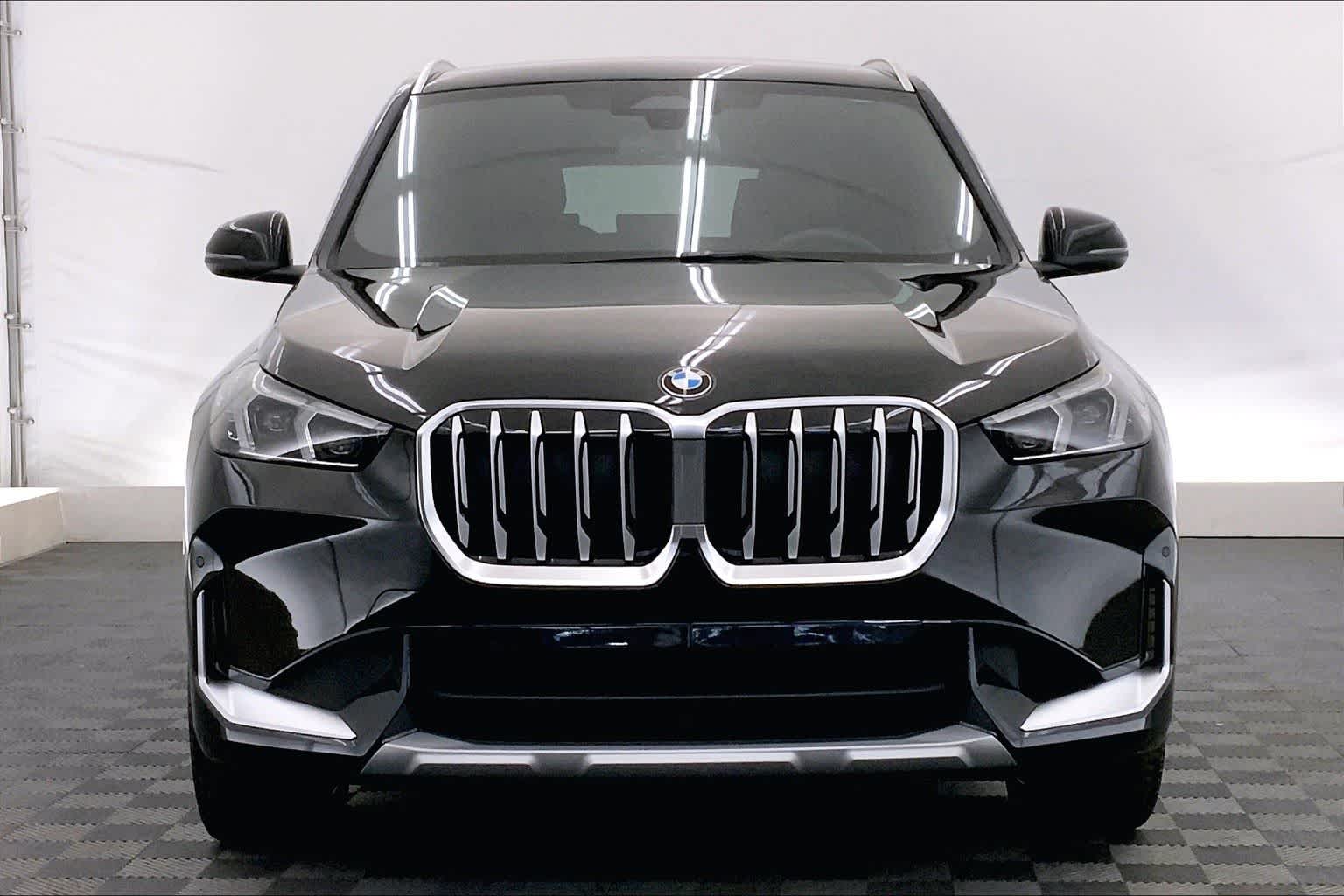 Thumbnail: 2025 BMW X1 - 6