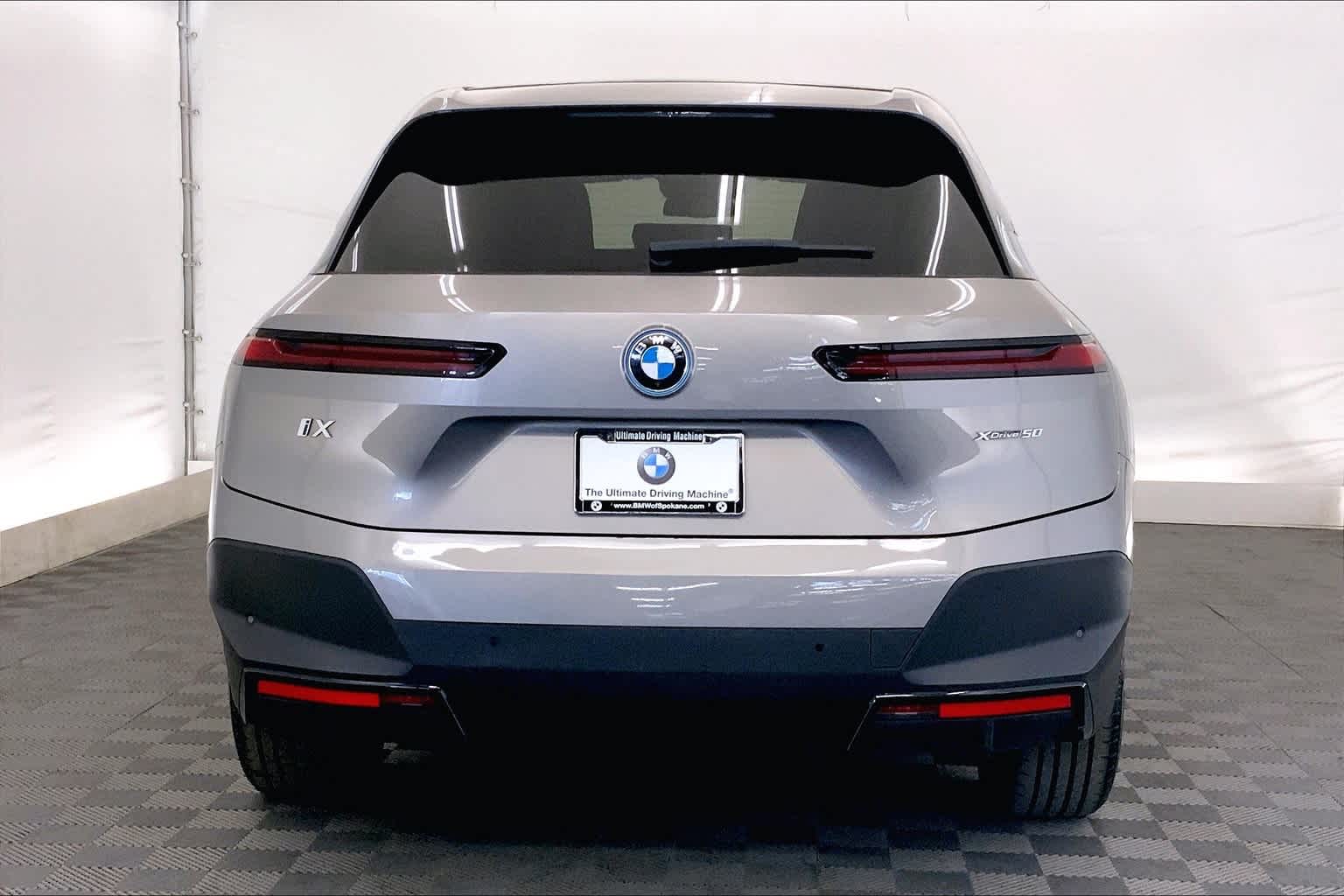 2023 BMW iX xDrive50 5
