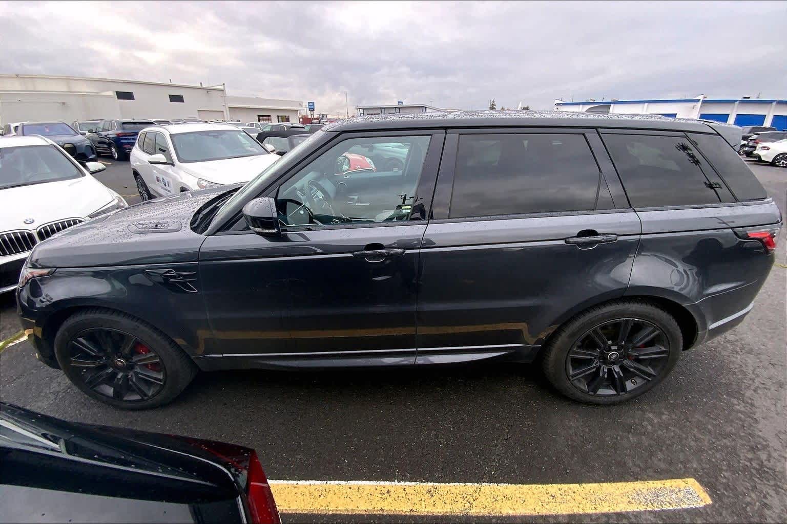 Thumbnail: 2020 Land Rover Range Rover Sport - 3