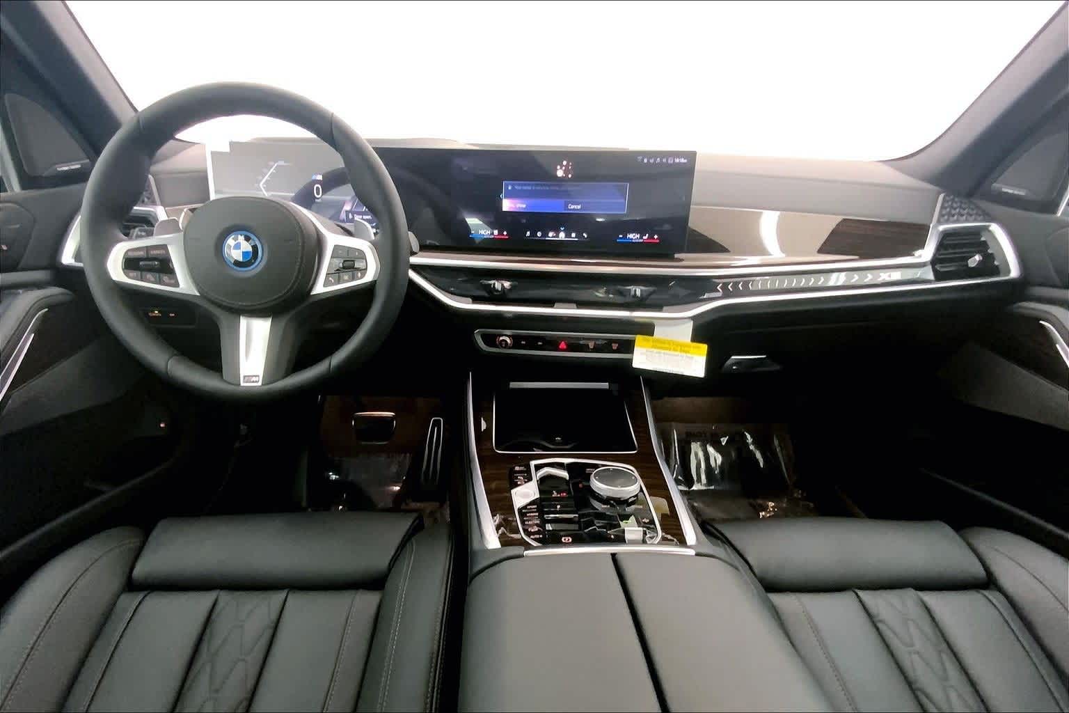 Thumbnail: 2026 BMW X5 - 10
