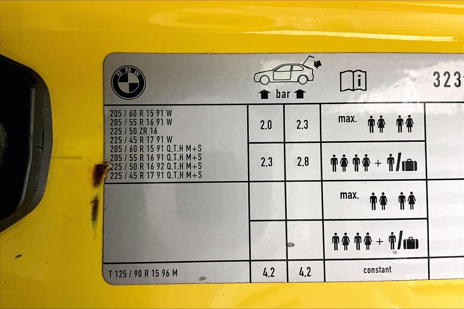 Thumbnail: 2000 BMW 2 Series - 19