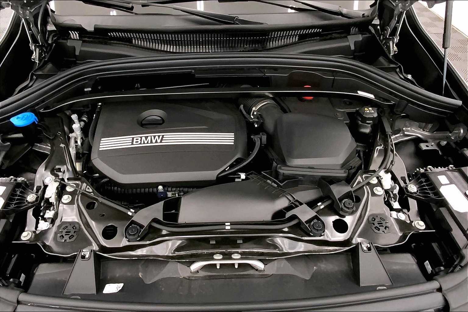 Thumbnail: 2025 BMW X1 - 9