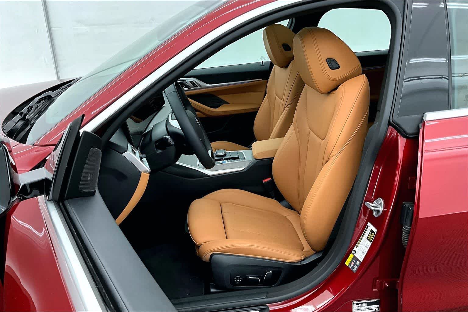 Thumbnail: 2025 BMW i4 - 11