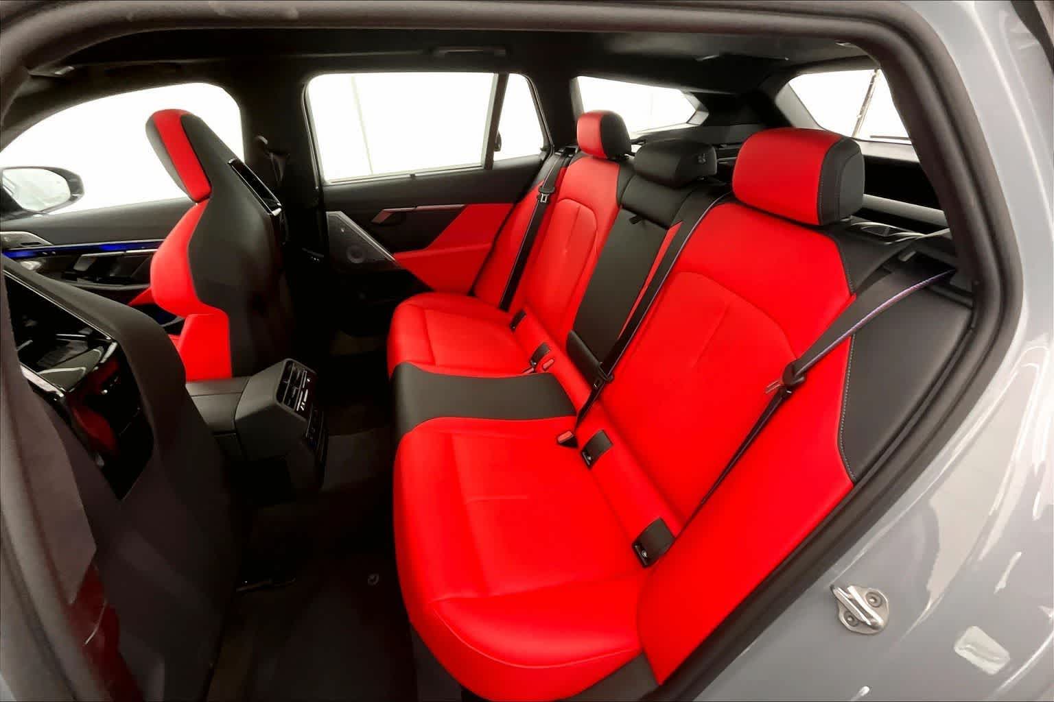 Thumbnail: 2026 BMW M5 - 29