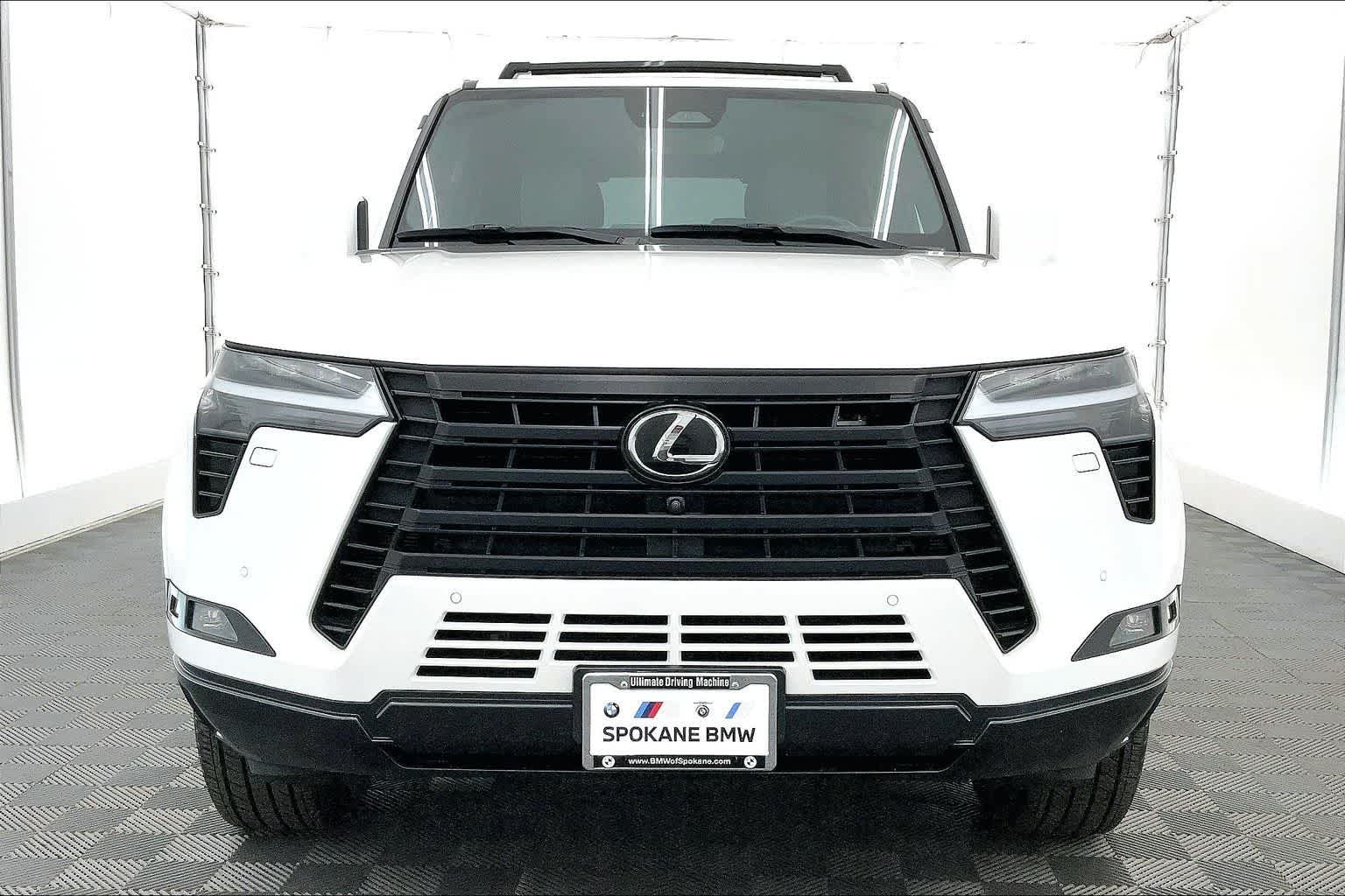 Thumbnail: 2024 Lexus ES - 5