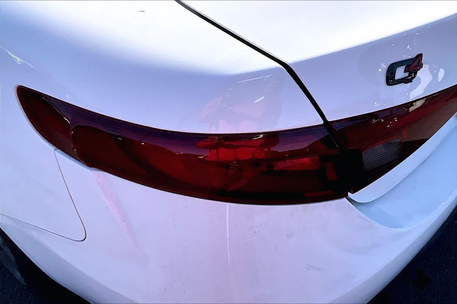 Thumbnail: 2019 Alfa Romeo Giulia - 15