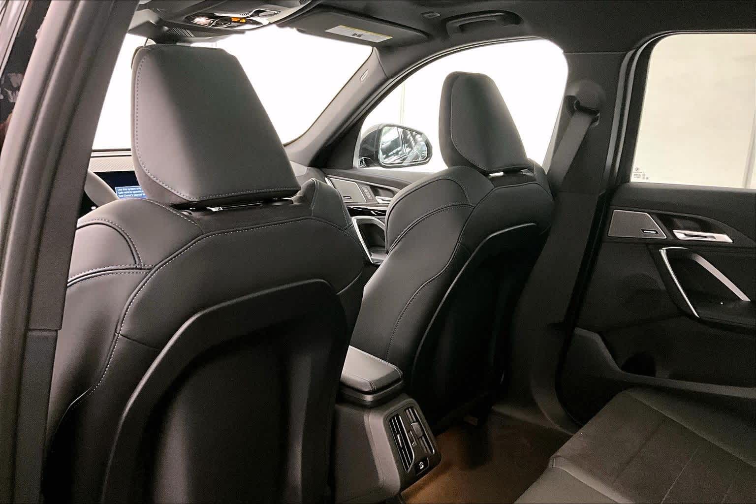 Thumbnail: 2026 BMW X1 - 12