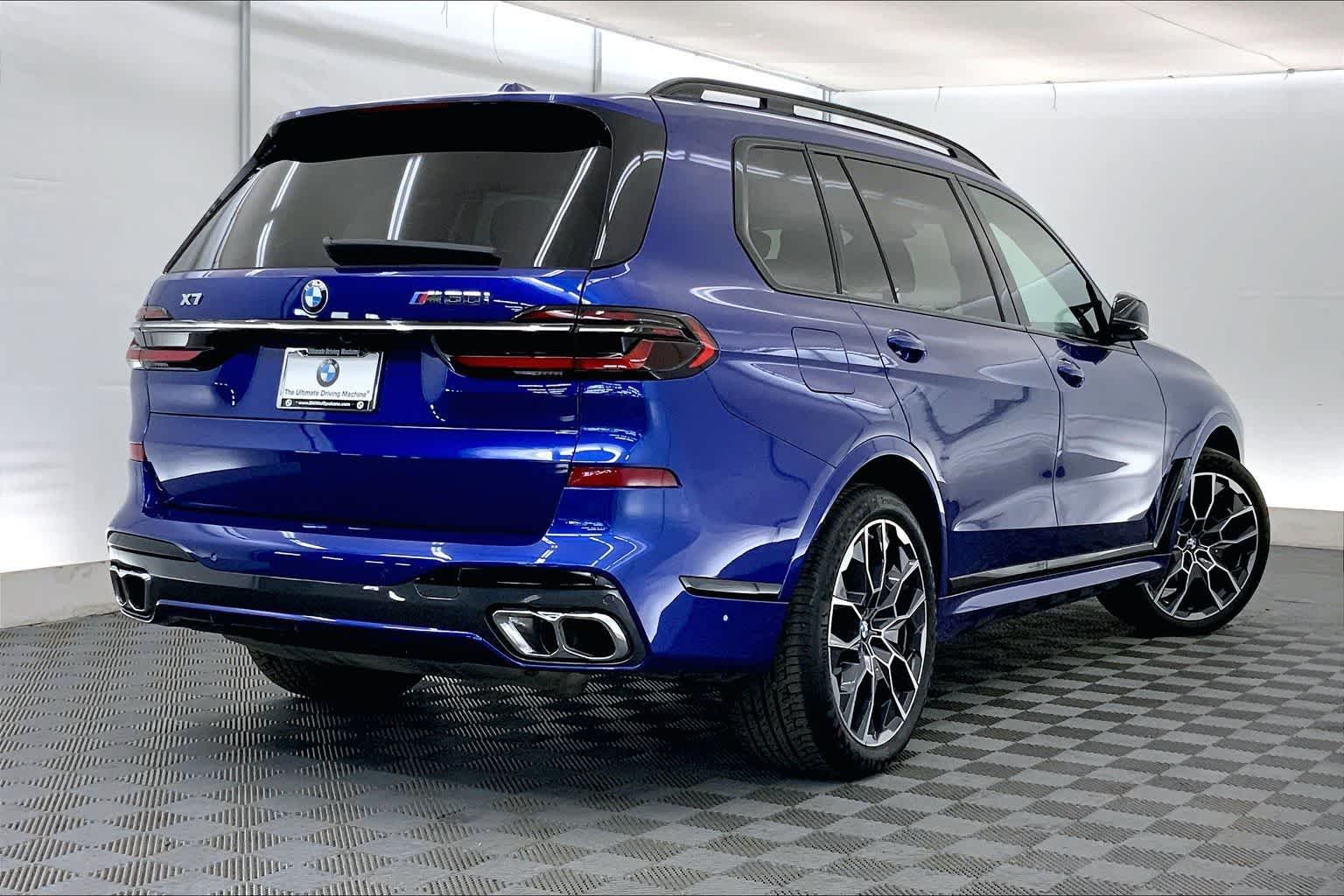 Thumbnail: 2024 BMW X7 - 22